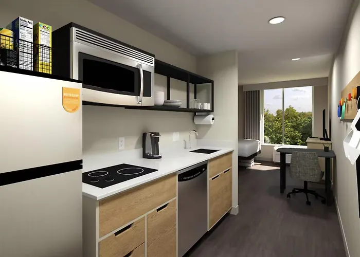 Livsmart Hilton pensacola I-10 North Davis Hwy Pensacola